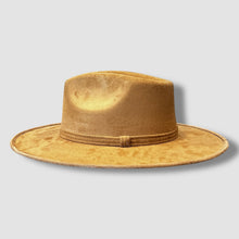 Load image into Gallery viewer, Wrought Iron Queen (Hat Only)
