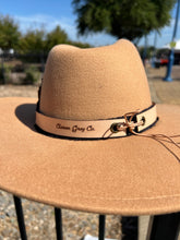Load image into Gallery viewer, Magnolia Leather Hat Bandw

