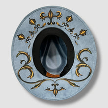 Load image into Gallery viewer, Wrought Iron Queen (Hat Only)
