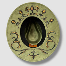 Load image into Gallery viewer, Wrought Iron Queen (Hat Only)
