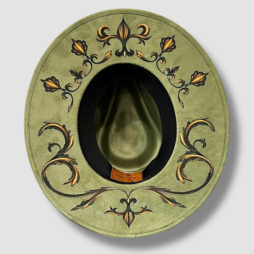 Wrought Iron Queen (Hat Only)